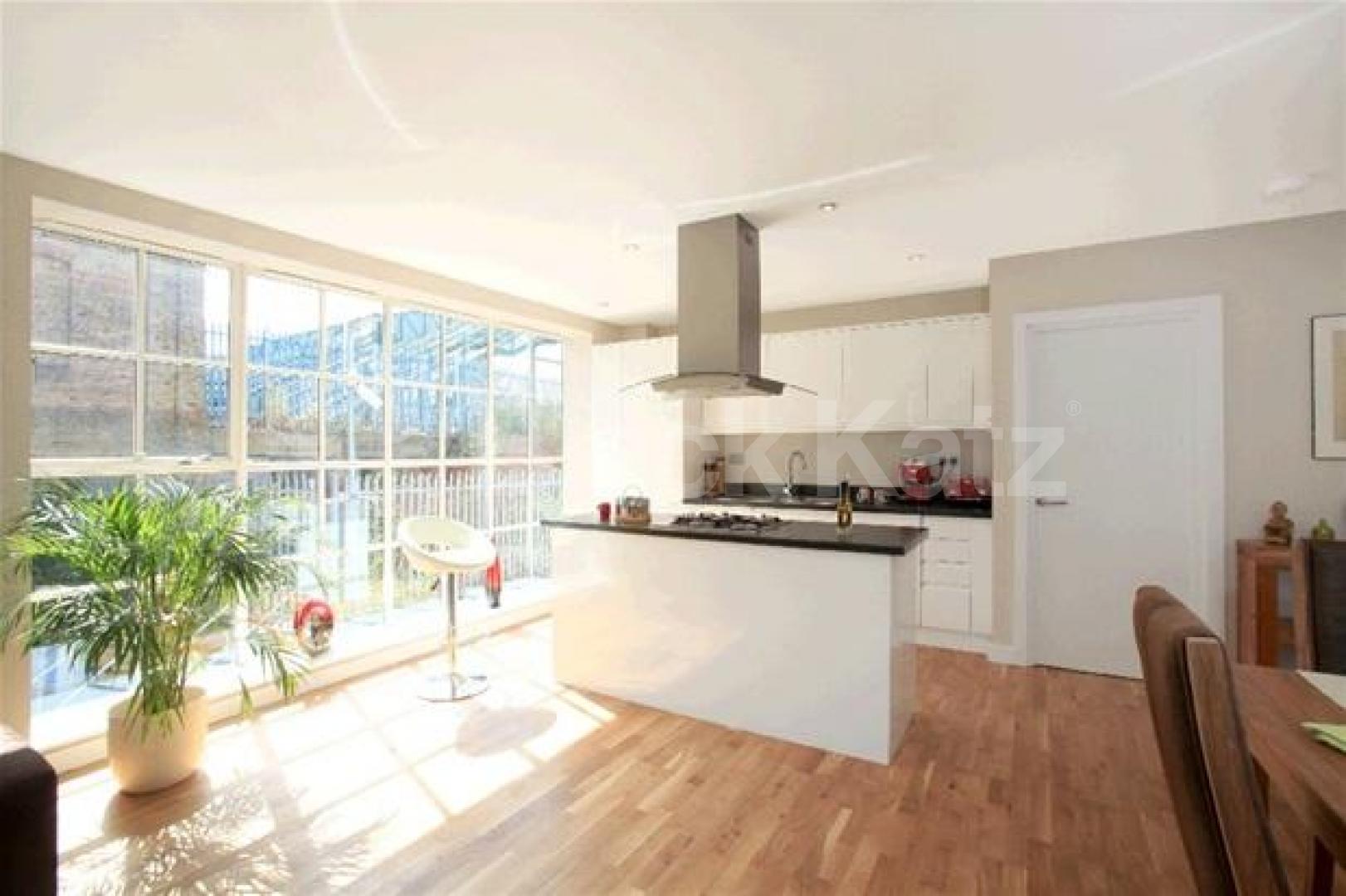 			NEW INSTRUCTION, 3 Bedroom, 1 bath, 1 reception Ground Floor Maisonette			 Station Rise, Tulse Hill